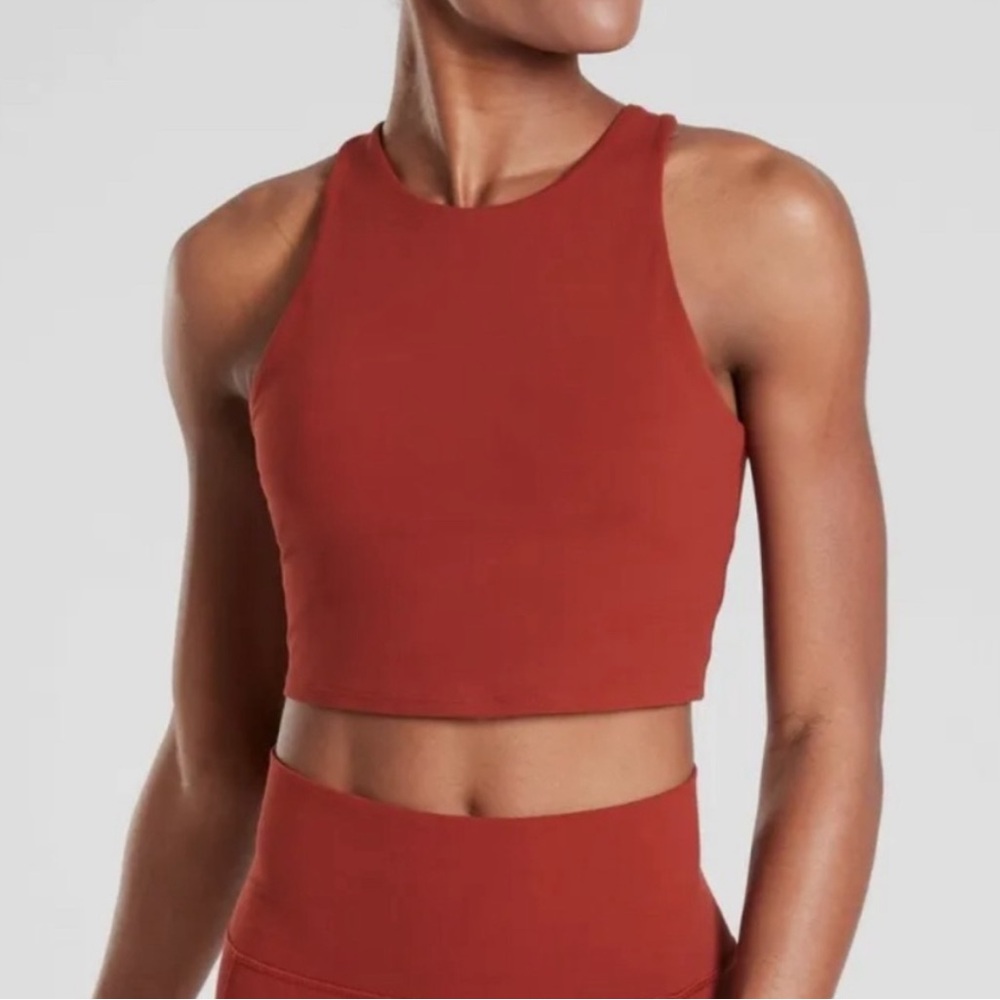 Athleta Conscious Twist Crop in Powervita